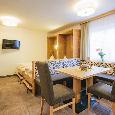 Arlen Lodge Hotel Inkl Premium Karte Im Sommer سانكت أنتون ام ارلبرغ المظهر الخارجي الصورة