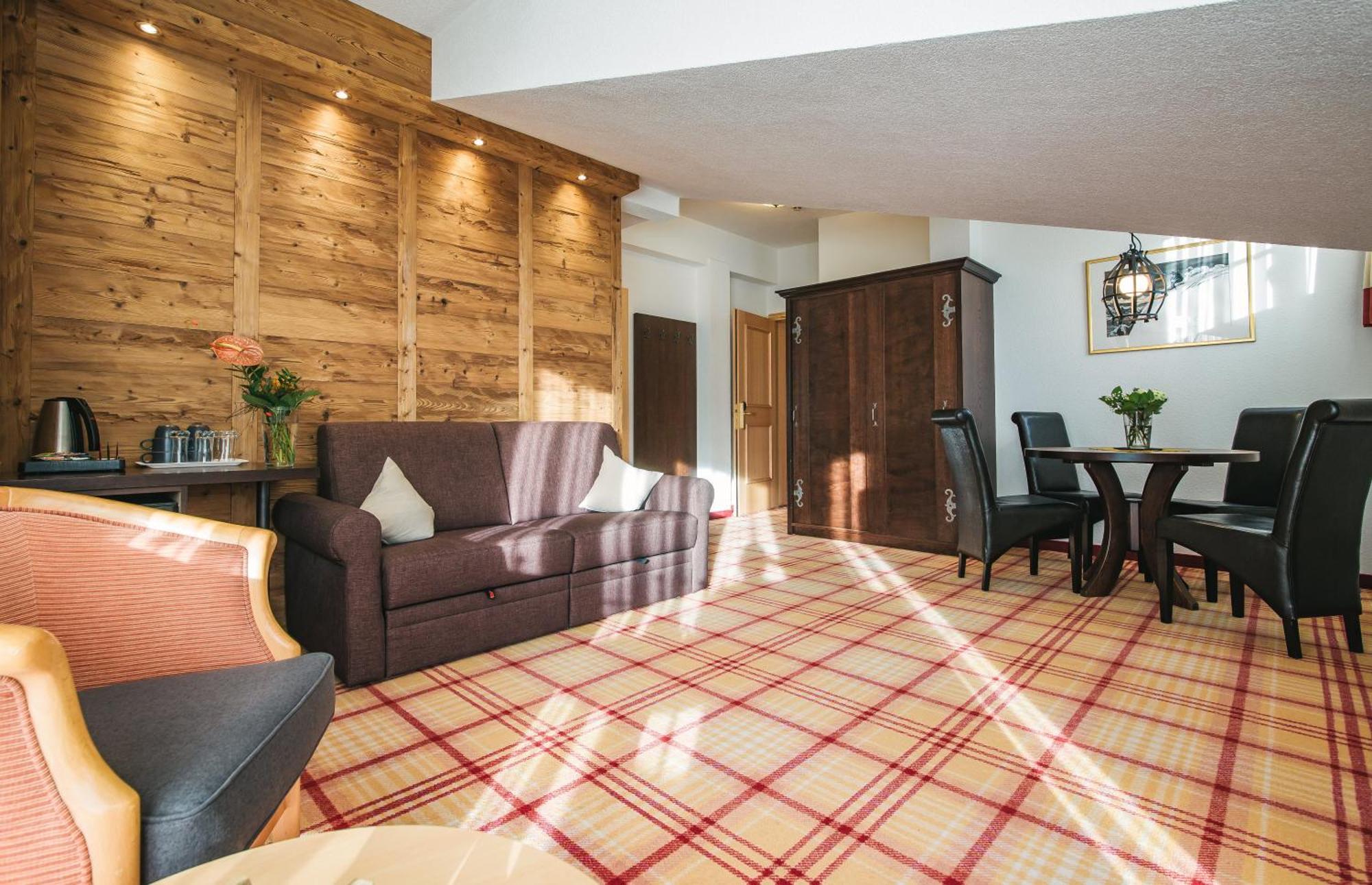 Arlen Lodge Hotel Inkl Premium Karte Im Sommer سانكت أنتون ام ارلبرغ المظهر الخارجي الصورة