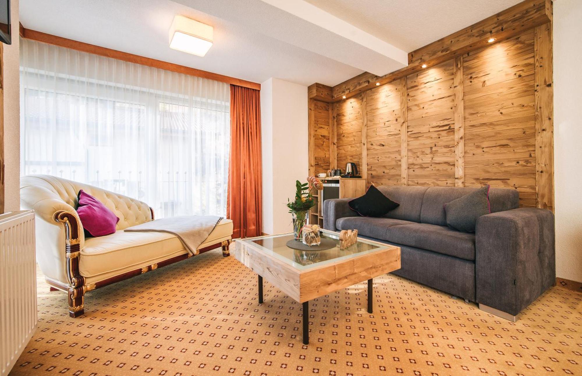 Arlen Lodge Hotel Inkl Premium Karte Im Sommer سانكت أنتون ام ارلبرغ المظهر الخارجي الصورة