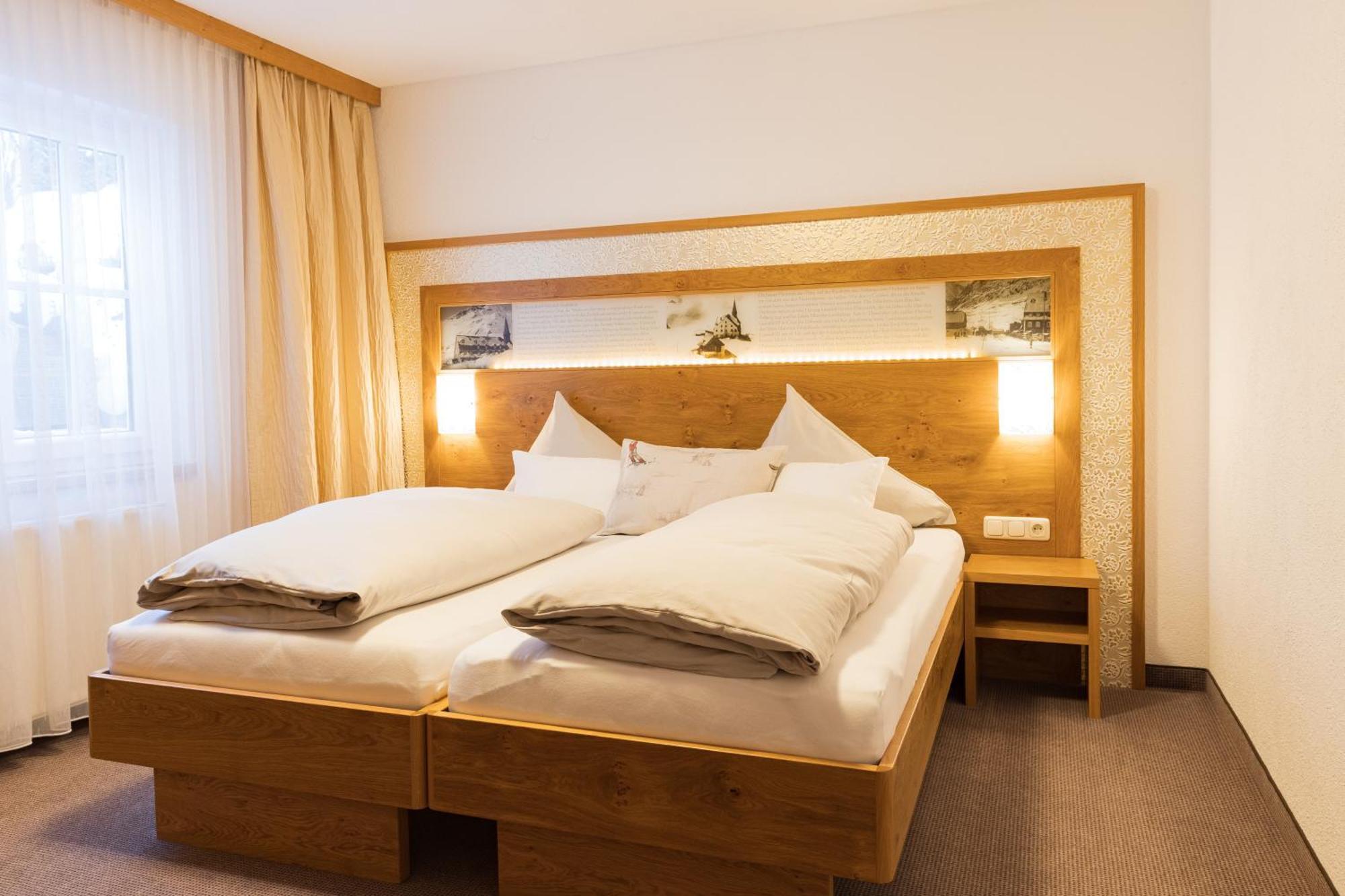 Arlen Lodge Hotel Inkl Premium Karte Im Sommer سانكت أنتون ام ارلبرغ المظهر الخارجي الصورة
