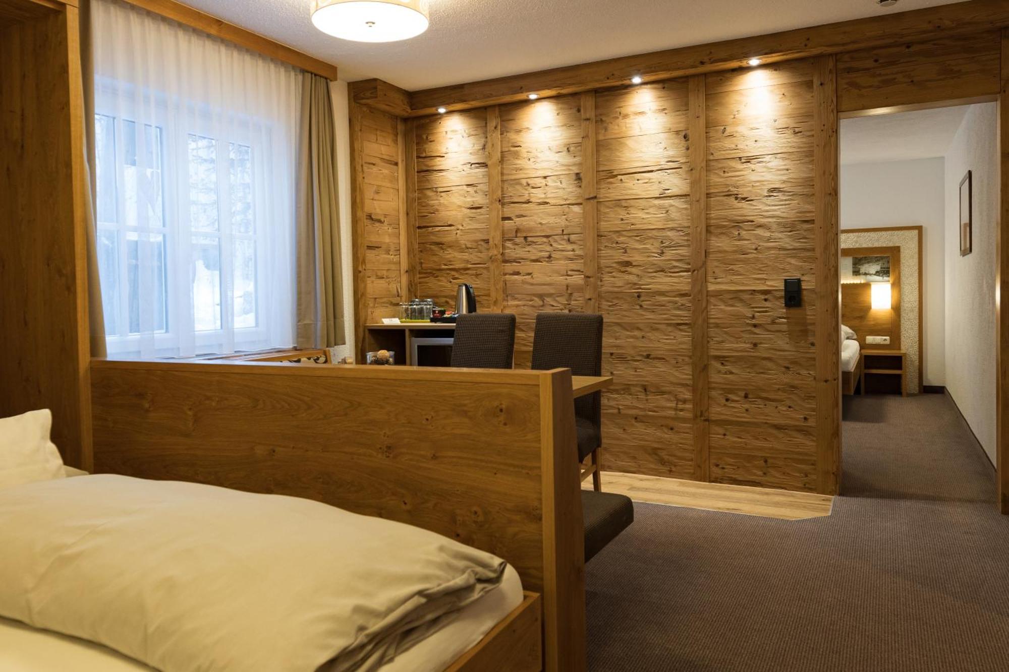 Arlen Lodge Hotel Inkl Premium Karte Im Sommer سانكت أنتون ام ارلبرغ المظهر الخارجي الصورة