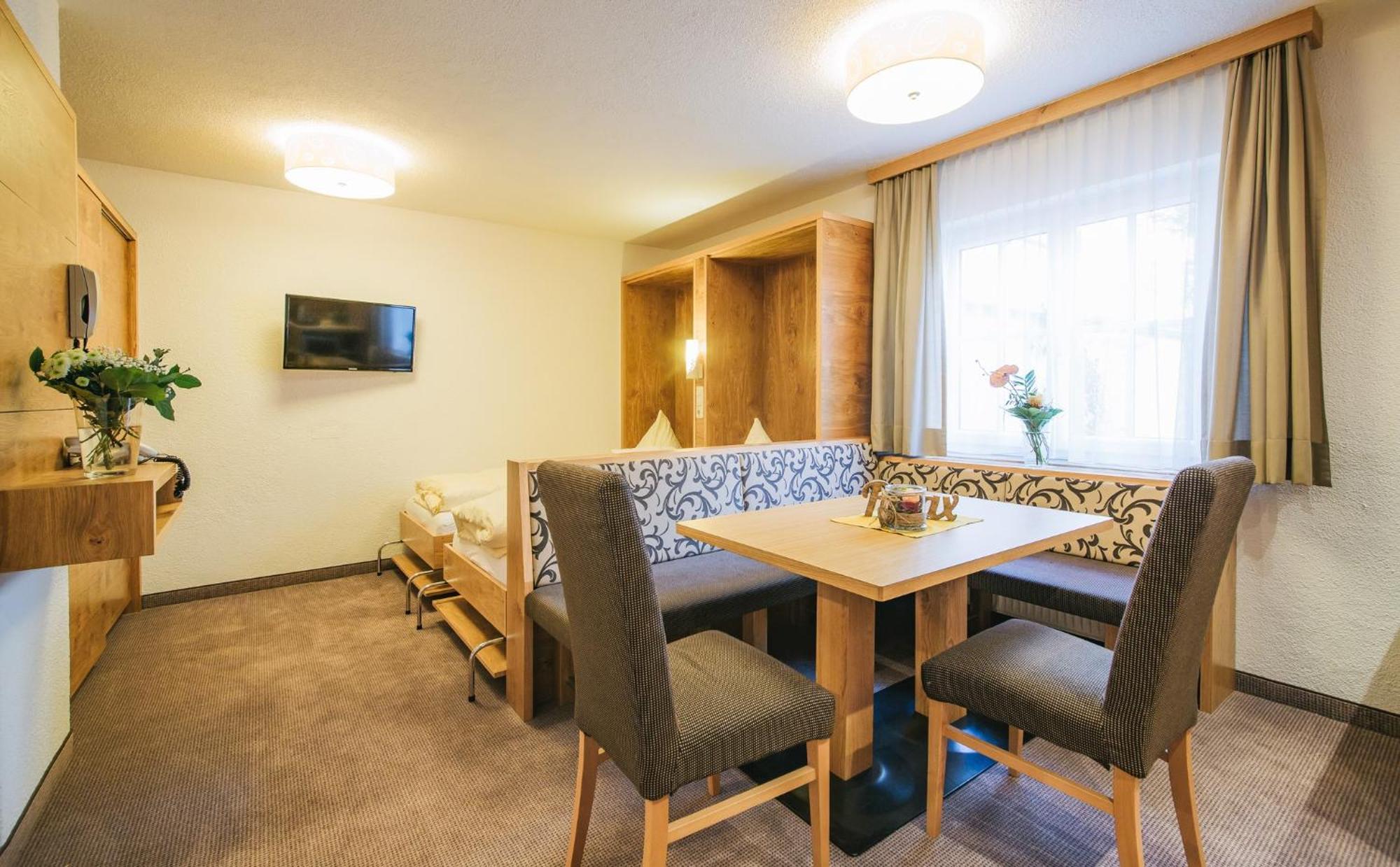 Arlen Lodge Hotel Inkl Premium Karte Im Sommer سانكت أنتون ام ارلبرغ المظهر الخارجي الصورة