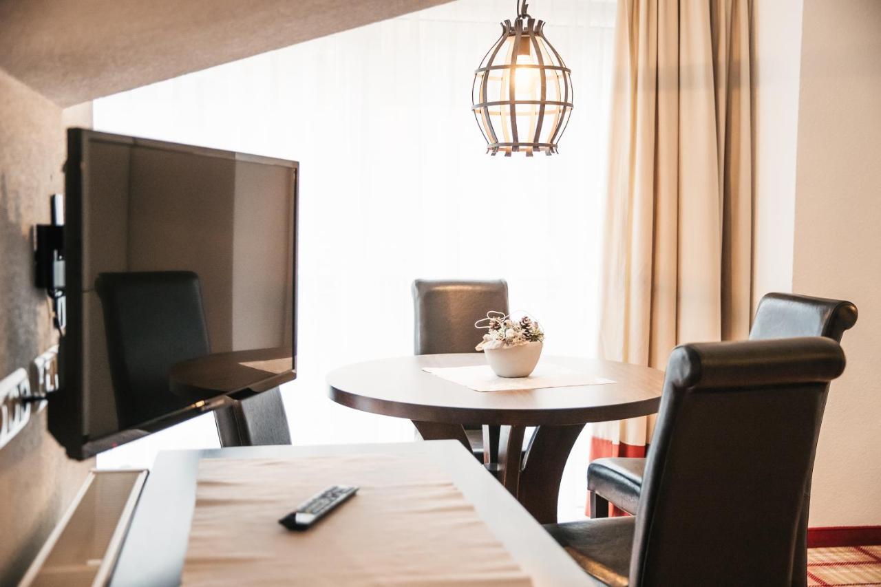 Arlen Lodge Hotel Inkl Premium Karte Im Sommer سانكت أنتون ام ارلبرغ المظهر الخارجي الصورة